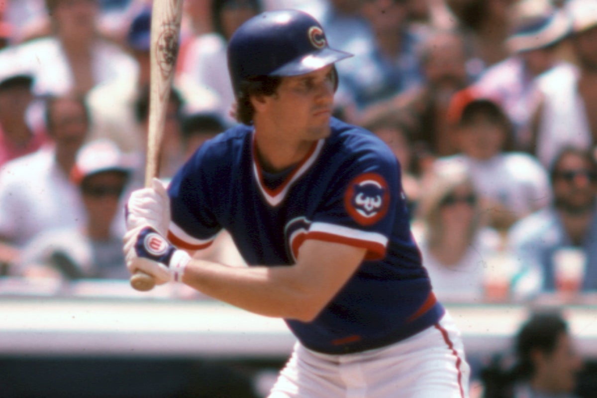 Ryne Sandberg bats for Cubs